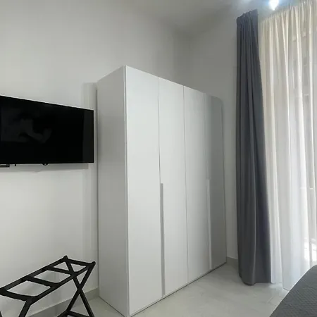 Station House Guest house *
