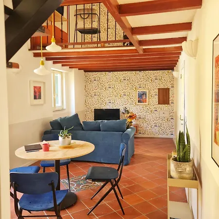 La Controra Hostel
