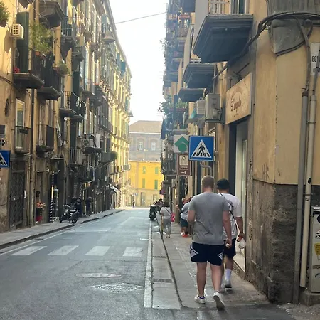 Piazza Plebiscito *