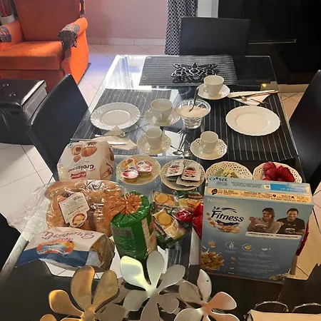 Matrimoniale Ampia Con Bagno Privato In Condiviso Kwatera prywatna