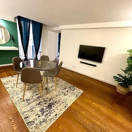 Secret Apartment *