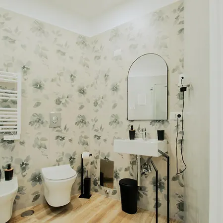 Lara's By I Borbone Affittacamere Napoli