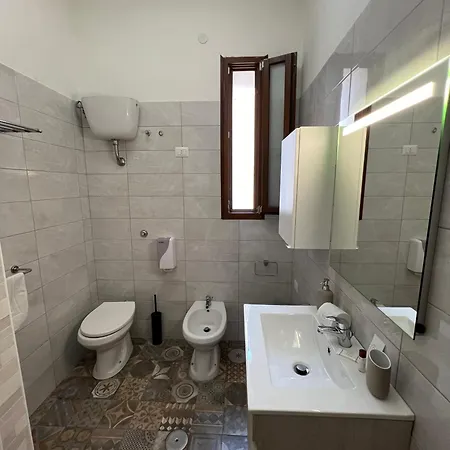Gate Alojamento de Acomodação e Pequeno-almoço Nápoles