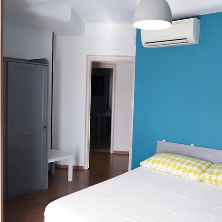 Maison Capodimonte Apartment