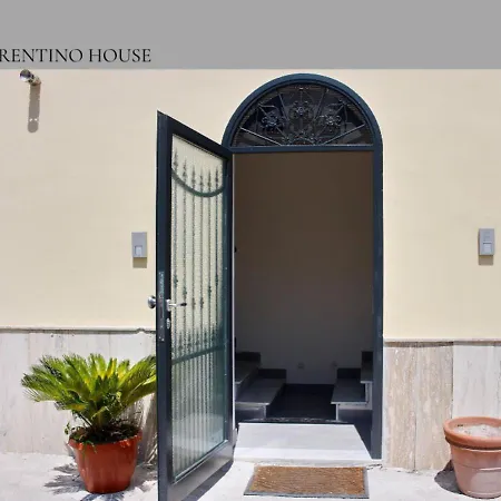 Appartamento Fiorentino House Napoli