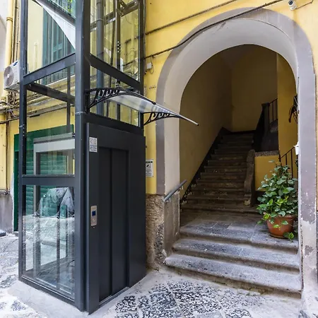 Guest house Piazza Miraglia - By Wonderful Italy