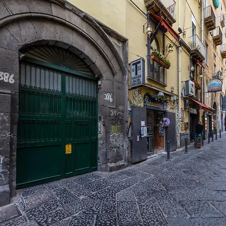 Piazza Miraglia - By Wonderful Italy