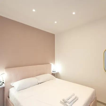 Gaudioso Center Apartamento *