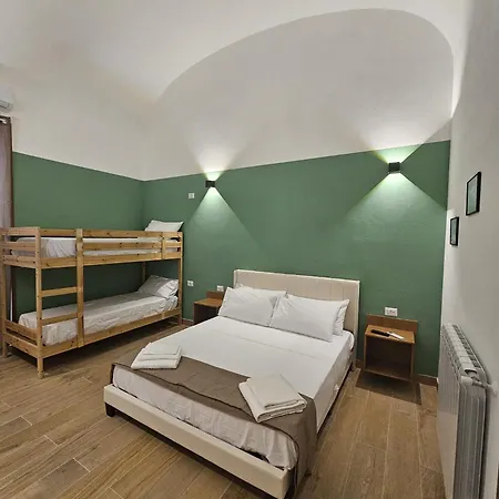 Apartment Happy House 3 *