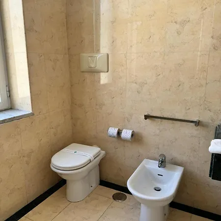 Gli Angioini Srl Aparthotel *
