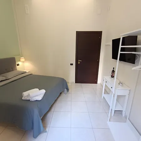 Residenza Geri - And Centro Bed & Breakfast *