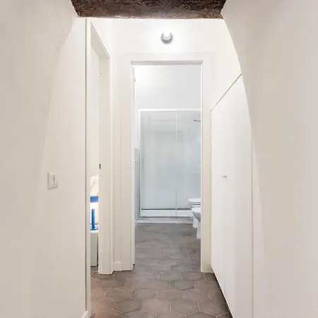 Apartment Three Brother's Augusteo *