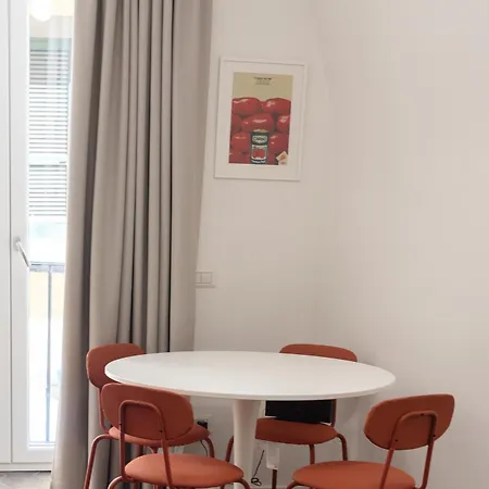 Three Brother's Augusteo Apartment *