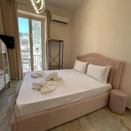 Valentino House Vico Mattonelle 48 Naples