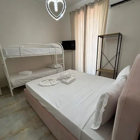 Apartment Valentino House Vico Mattonelle 48 Naples