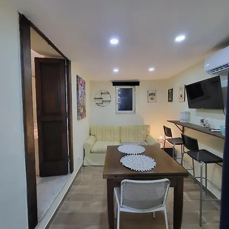 Santa Chiara Attic , 4 Floor No Elevator Apartment *