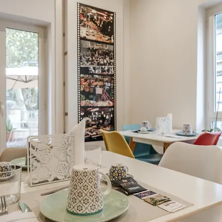 Hotiday Collection - Residenza Scarlatti לינה וארוחת בוקר