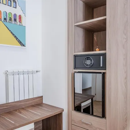 Residenza Scarlatti Bed & Breakfast 2*