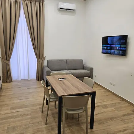 Toto E Peppino Luxury * Nápoles
