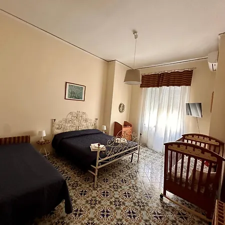 Maman Suite, Center Near Molo Beverello Feriehus *