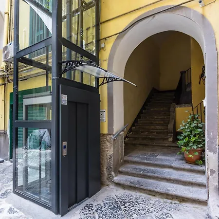 Appartamento Piazza Miraglia - By Wonderful Italy *