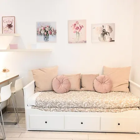 Apartment Chiaia Chic House Naples