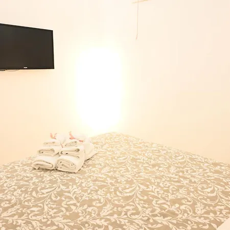 Chiaia Chic House