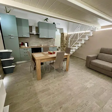 House Karol Naples