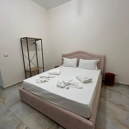 Apartment Valentino House Vico Mattonelle 48