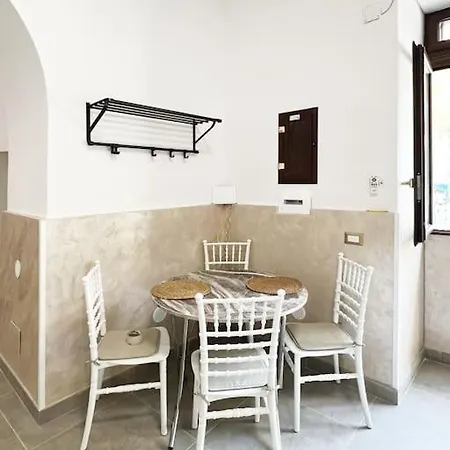 Apartment Casa Centro Storico Di Megas Naples