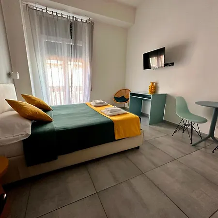 Hi Relais 2* Napoli