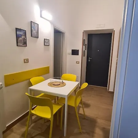 Happy House 3 Apartment Naples