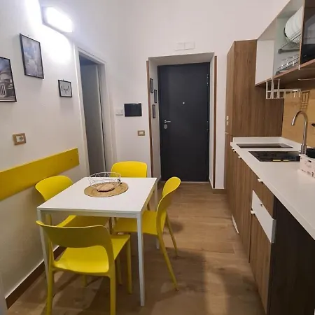 Happy House 3 Apartment Naples