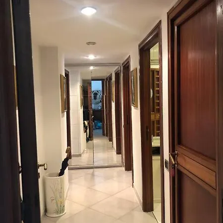 Super Elegante Centro Con Posto Auto E Wifi Veloce * Naples