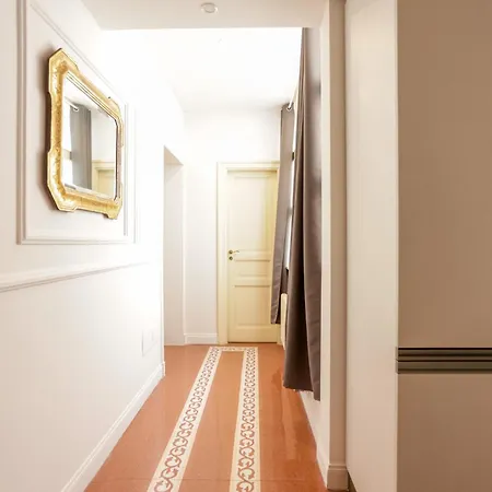 Via Tommaso Caravita 6 Apartment *