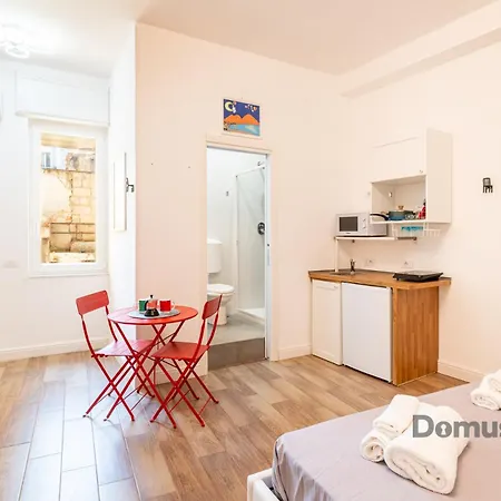 Tarantella By Domusextra Guest house *