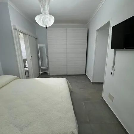 Casa Ferrara Sanita Apartment *
