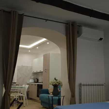 House Vico Lungo A Toledo Bed & Breakfast *