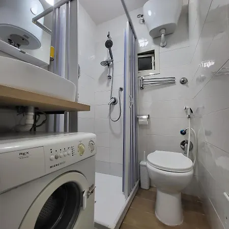 Santa Chiara Attic , 4 Floor No Elevator Apartment