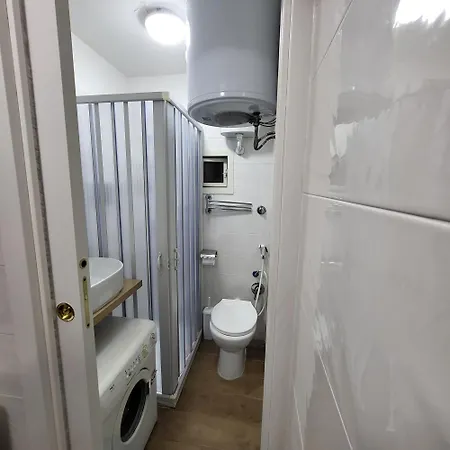 Santa Chiara Attic , 4 Floor No Elevator Apartment *