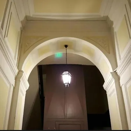 Apartment Duomo Luxury Naples