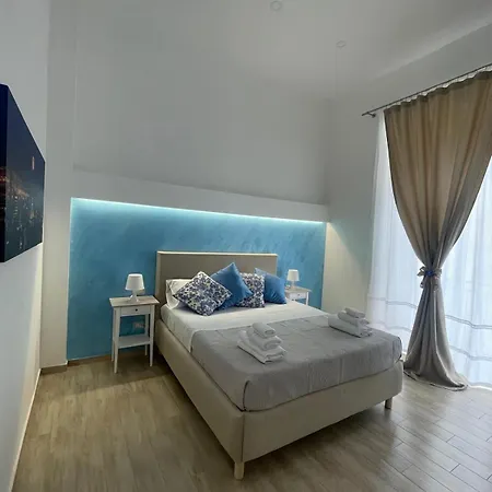 Duomo Luxury Apartment Naples