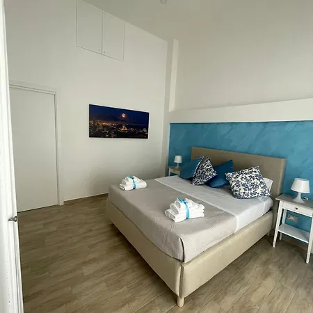 Apartment Duomo Luxury Naples