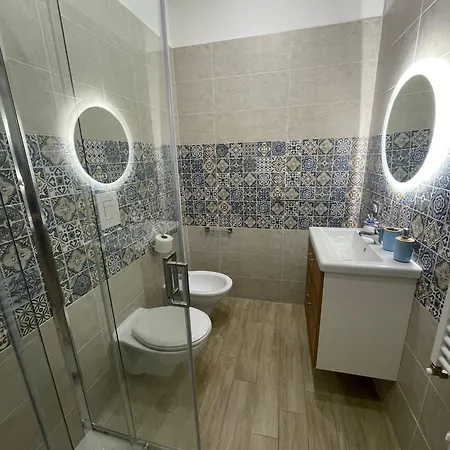 Apartment Duomo Luxury Naples