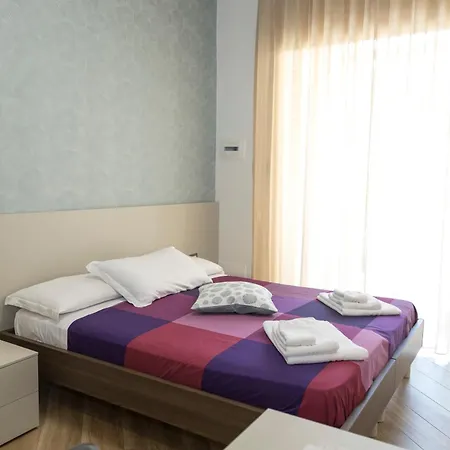 Garibaldi Guest house Naples