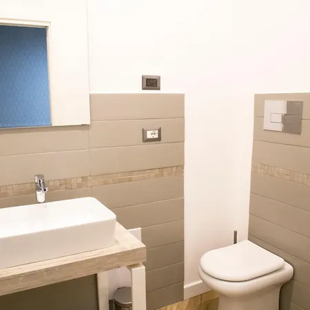 Garibaldi Guest house