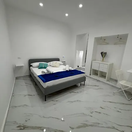 Sanfeliceguestroom * Naples