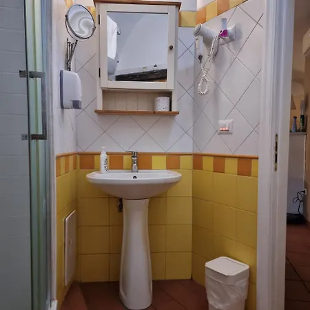 Bed Morelli 49 , Chiaia 2* Napoli