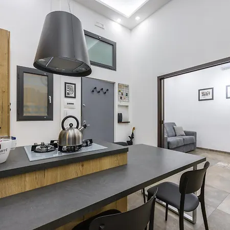 Apartment Palazzo Mormando - Industrial Naples