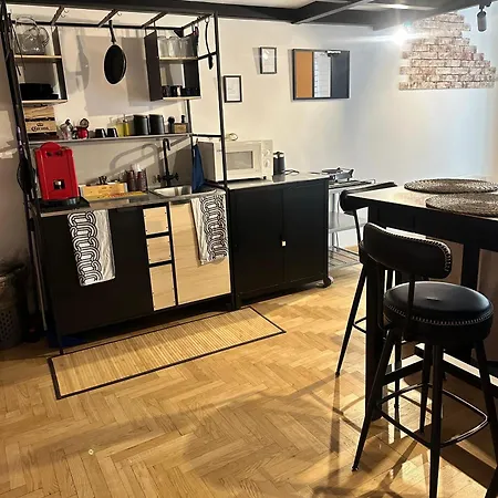 Delta Urban Loft * Naples